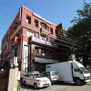 veera-palace.top-gurgaonhotels.com/